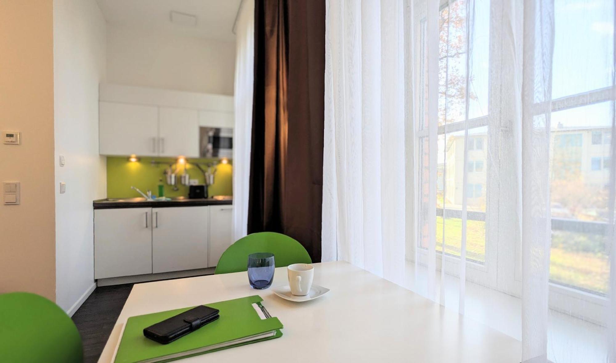 Boardinghaus Weinberg Campus Aparthotel Halle  Ngoại thất bức ảnh