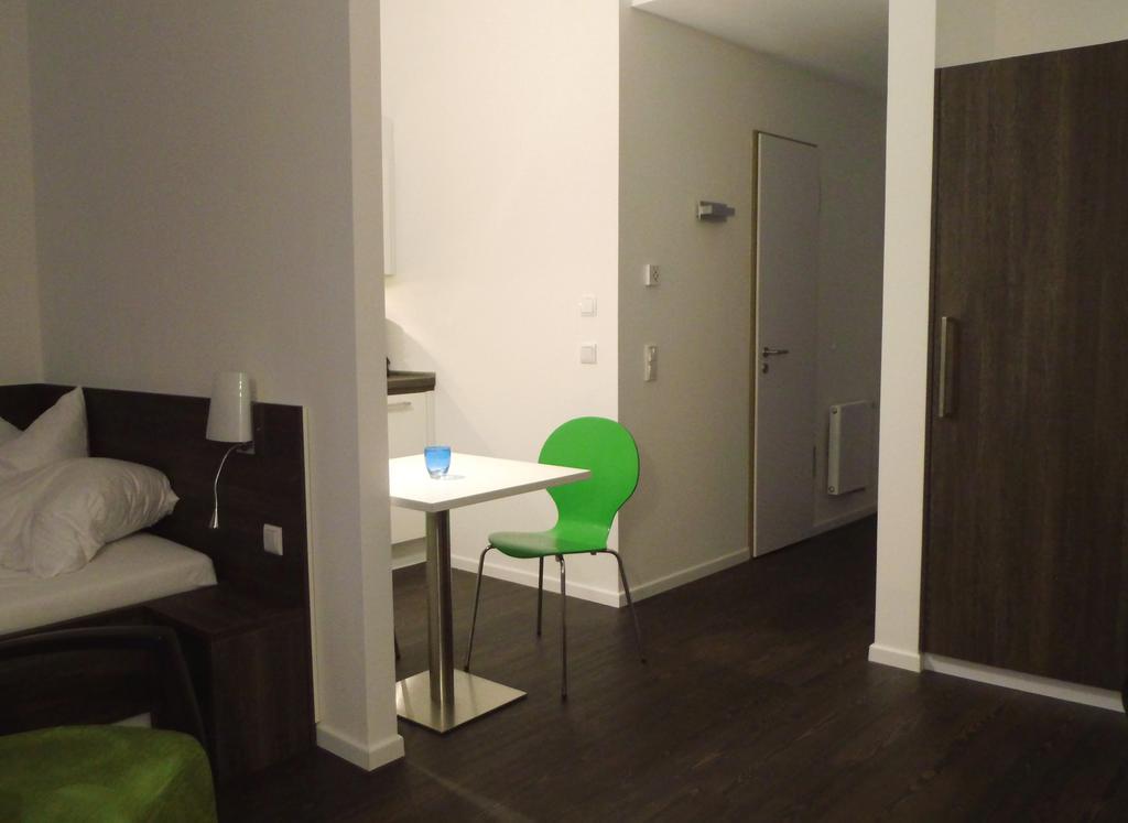 Boardinghaus Weinberg Campus Aparthotel Halle  Ngoại thất bức ảnh